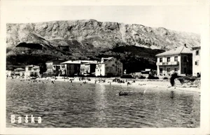 Ak Baška Kroatien, Strandansicht, Berge im Hintergrund, Menschen... - 4897382 - Picture 1 of 2