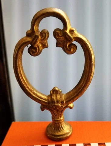 3 1/2” Brass Antique Lamp Finial Topper Cover