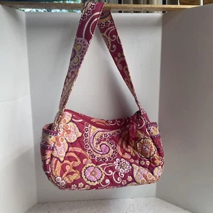 Bolso de hombro Vera Bradley pequeño acolchado bolsillos de cachemira por dentro y por fuera - Imagen 1 de 14