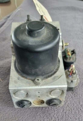 Bomba ABS ES300 1997 2001 Lexus Toyota Camry Módulo ABS Computadora OEM Foto 1 de 4