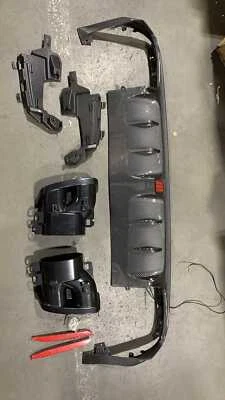 For 2013-2017 Mercedes-Benz W222 Rear Bumper Diffuser W/ Exhaust Tip Carbon Look Foto 1 de 4