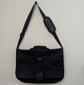 CJ Solo Laptop Black Messenger Bag 16 in x 12 in - Picture 1 of 5