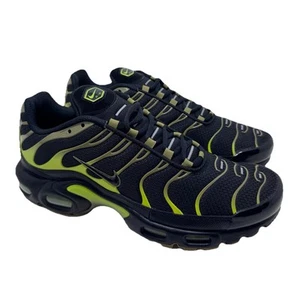 Nike Air Max Plus Nero/Nero-Cyber-Pacific Moss (DM0032 010) Uomo Taglia 9,5 - Foto 1 di 6