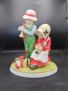 Rare Vintage Limited Edition Holly Hobbie Christmas Keepsake Figurine - Picture 1 of 10