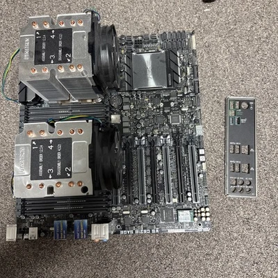 ASUS WS C621E SAGE Dual LGA3647 DDR4 ECC R M.2 U.2 VGA IPMI BMC LAN Mainboard - Bild 1 von 4