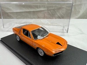 1/43 LOOK SMART Alfa Romeo Montreal orange **DAMAGED WINDOW TRIM - Picture 1 of 10