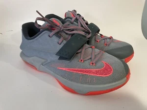 Nike KD Sneaker Shoe GS calm before the storm 669942-001 (Womens Sz 5) Sz 7Y - Picture 1 of 10