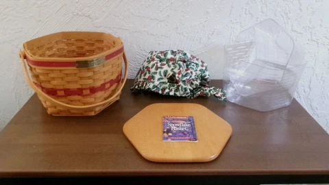 Longaberger Christmas Holiday Snowflake Basket Red Complete 5 Pieces Cover