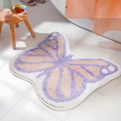 Alfombra de baño Your Zone rosa y púrpura en forma de mariposa 18 x 22 pulgadas 100 % algodón Foto 1 de 4