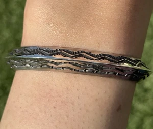 Brazalete Apilador Sunshine Reeves Plata Esterlina Navajo Regalo - Imagen 1 de 12