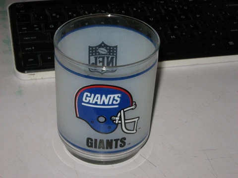 NEW YORK GIANTS Glass Tumbler/Rocks Glass MOBIL OIL promotional NFL vintage Cover