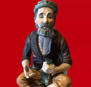 FISHERMAN FIGURINE VINTAGE MAN WITH PIPE 6 1/4” PORCELAIN - Picture 1 of 12