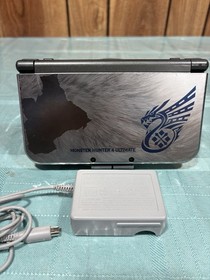 "New" Nintendo 3DS XL Monster Hunter 4 Ultimate Special Edition W/charger *READ*