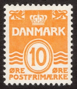 DENMARK 1933 SC #228 VF MNH** 10 ore, Christian X cv $25.00  *Bay Stamps* - Picture 1 of 2