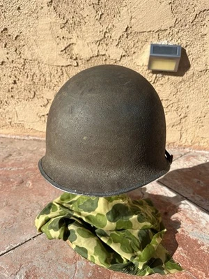 Casco M1 con nombre de Estados Unidos Segunda Guerra Mundial Foto 1 de 4