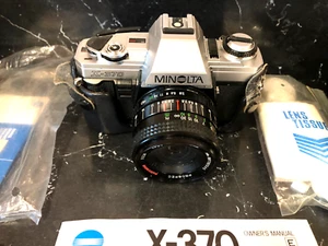 Minolta X-370 Camera with Case and 3 Extra Lenses and Filters - Picture 1 of 17
