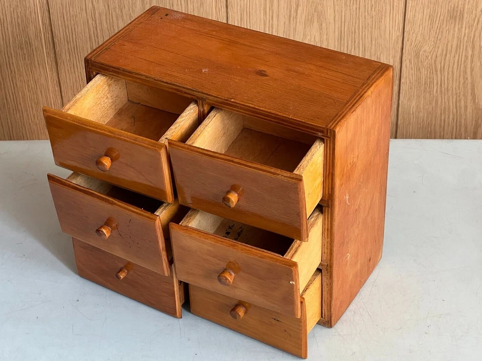 estuche armario vintage para artículos pequeños URSS Foto 1 de 4