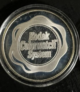 Kodak Colorwatch System One Troy Oncia .999 Fine Argento Moneta Rotonda Vintage - Foto 1 di 5