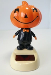Figura de calabaza de Halloween con energía solar Jack O linterna decoración del hogar 2011 - Imagen 1 de 5
