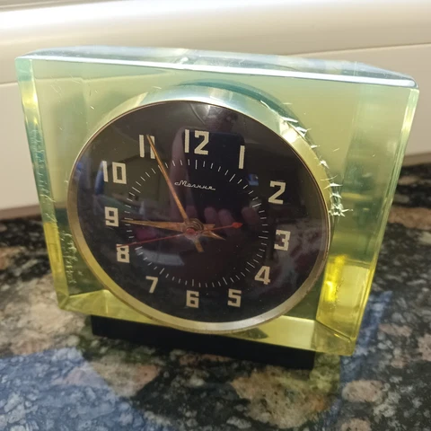 Molniya WATCH Mantel Clock VTG Soviet USSR Cover