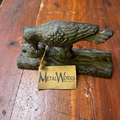 Llamador de puerta de pájaro carpintero de hierro fundido vintage funciona en metal nuevo Foto 1 de 4