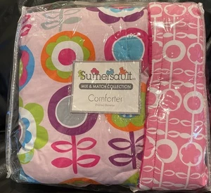 SUMERSAULT MIX & MATCH COLLECTION COMFORTER BLANKET PRINTED REVERSE GIFT NEW - Picture 1 of 9