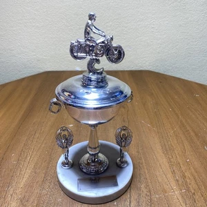 Trofeo moto d'epoca metallo placcato granito - Foto 1 di 14