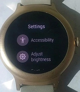 LG Smart Watch LGW270 Rose Gold Unisex GPS WIFI Capable Working Excellent Cond. - Picture 1 of 8