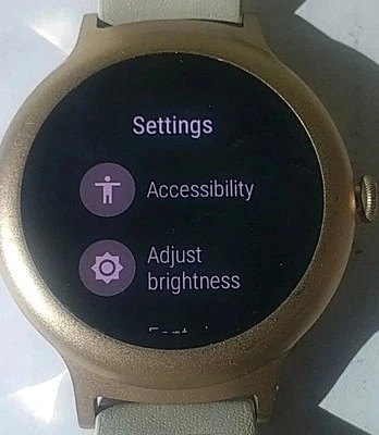 LG Smart Watch LGW270 Rose Gold Unisex GPS WIFI Capable Working Excellent Cond. - Image 1 of 4