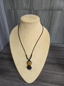 "ONE OF A KIND" MATIS TRIBE PANTHER CLAW NECKLACE (PSO035022) - Picture 1 of 3