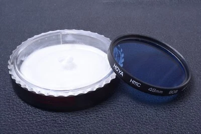 ✅ HOYA HMC BLUE 80B 49MM FILTER GENUINE LENS OR CAMERA SCREW IN W/ KEEPER 38-3 - Image 1 of 2