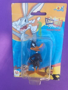 LOONEY TUNES DAFFY DUCK ACTION FIGURES VINTAGE NUOVO SIGILLATO - Foto 1 di 2