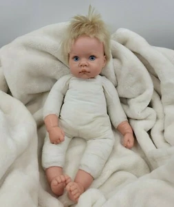 1998 Lee Middleton by Reva Original Baby Puppe #090798 blond blaue Augen - Bild 1 von 10