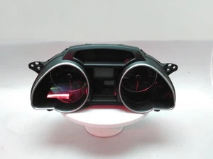 Cuadro de instrumentos velocímetro AUDI A5 2007-2017 2,0 L diésel 8T0920982F - Imagen 1 de 5