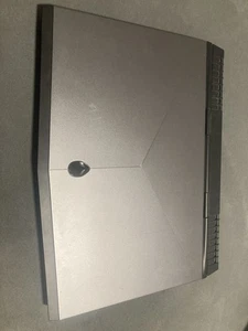 Alienware 15 R3 Gaming Notebook, GTX 1070, Core I7, 16GB RAM - Bild 1 von 11