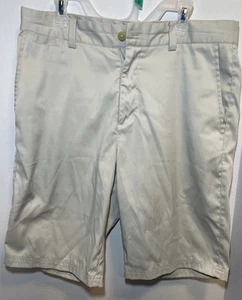 Nike Golf Dri Fit Khaki Shorts Mens Size M 30 Tech Performance - Picture 1 of 9