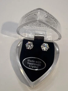 NUEVO EN CAJA Pendientes grandes con cerradura de color plata cristal Swarovski con caja de corazón - Imagen 1 de 5