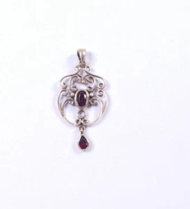 Colgante de oro 9 quilates gota granate estilo victoriano - Imagen 1 de 6