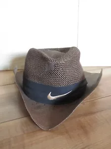 De Colección Nike Golf Marrón Toyo Ala Ancha Sombrero de Paja Centro Swoosh Talla Única LEER - Imagen 1 de 24