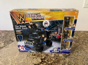 WWE Stackdown Shield SWAT LKW Reigns Rollins Ambrose C3 Bau Spielset - Bild 1 von 6