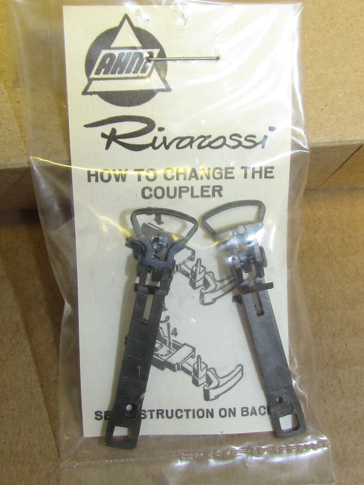 2 PACK OF EUROPEAN COUPLERS BY AHM/RIVAROSSI HO SCALE APPROX 1 & 3/4" (45MM) LON - Image 1 of 4