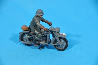 1/32  scale German motorcyclist custom BMW diecast model WW2 - Image 1 of 4