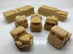 CORGI PRE PRODUZIONE RESINA CINQUE TRATTORI STRADALI E DUE CARICHI 1/50 - Foto 1 di 2