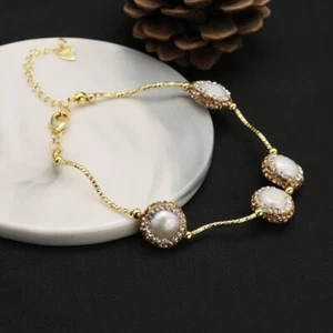 B15 Armband vergoldet Barockperlen Süßwasserperlen und glitzernde Kristalle - Bild 1 von 3