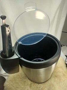 OXO STAINLESS STEEL 4 QUART ICE BUCKE WITH FLIP LID, ICE TONGS & SIDE HOLDER - Picture 1 of 14
