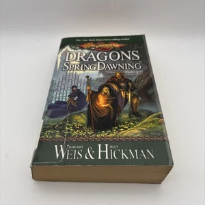 Drachen der Frühlingsdämmerung von Tracy Hickman und Margaret Weis (2000, Taschenbuch) - Bild 1 von 8