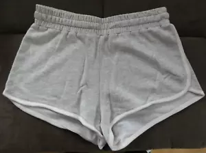 Sporthose, Laufshorts, H&M, Mädchen, Gr. 158, hellgrau - Bild 1 von 1