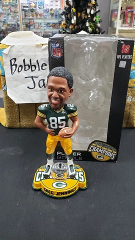 NIB GREG JENNINGS SUPER BOWL XLV GREEN BAY PACKERS YELLOW RING BASE BOBBLEHEAD Cover