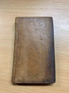 RARE 1782 "PENSEES MORALES DE CONFUCIUS" M.LEVESQUE TINY FRENCH BOOK (P2) AA - Picture 1 of 14