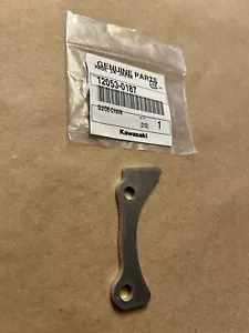 2012 2013 2014 2015 Kawasaki Kx 450f Oem Case Saver Front Sprocket Chain Guide - Picture 1 of 4